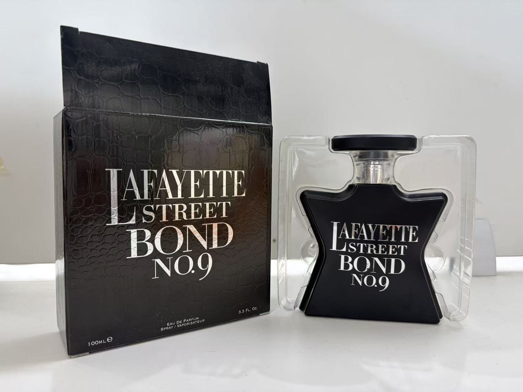 Eau De Parfum Women - بوند رقم 9 عطر أو دو
