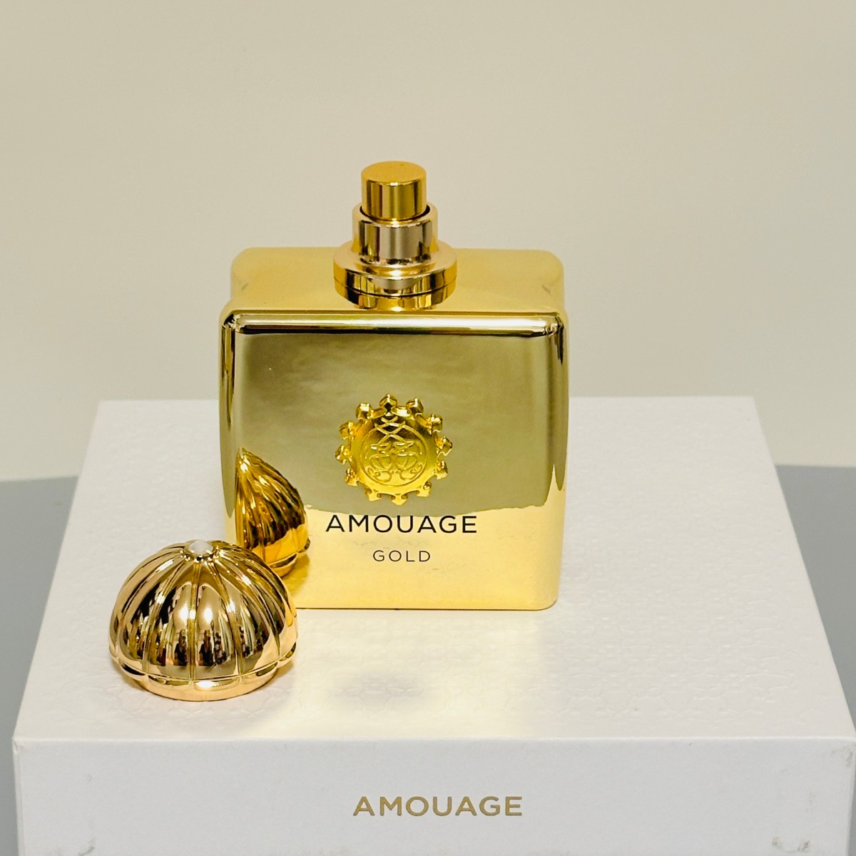 Perfume Fragrance Families - عطر أمواج جولد وومان 100 مل