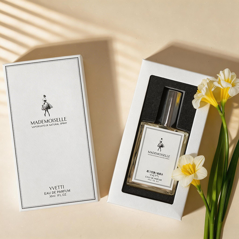 عطر مادموزيل النسائي المنعش بر - مراجعة Perfume Aqua Fragrance وسعره