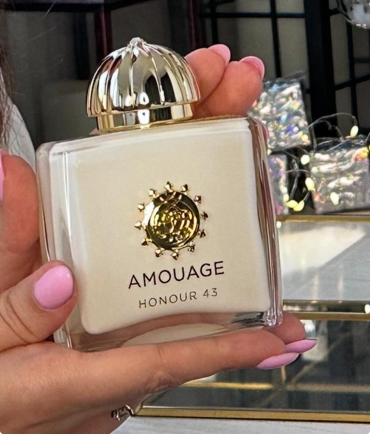 عطر أمواج هونر 43 وومان إكستري - مراجعة Perfume Fragrance Families وسعره