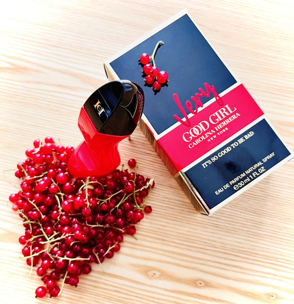 عطر كارولينا هيريرا فيري جود ج - مراجعة Perfume Fragrance For Women وسعره